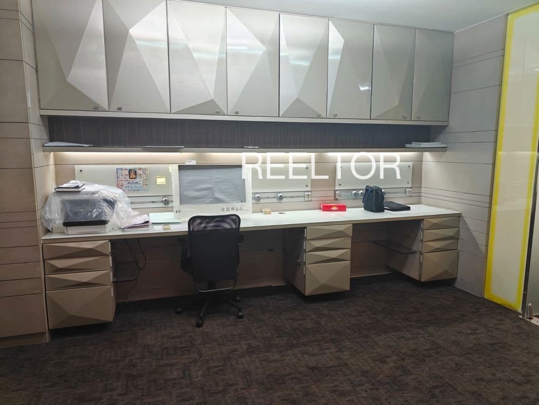 Office Space For Rent In Meena Theekri Bamanwas