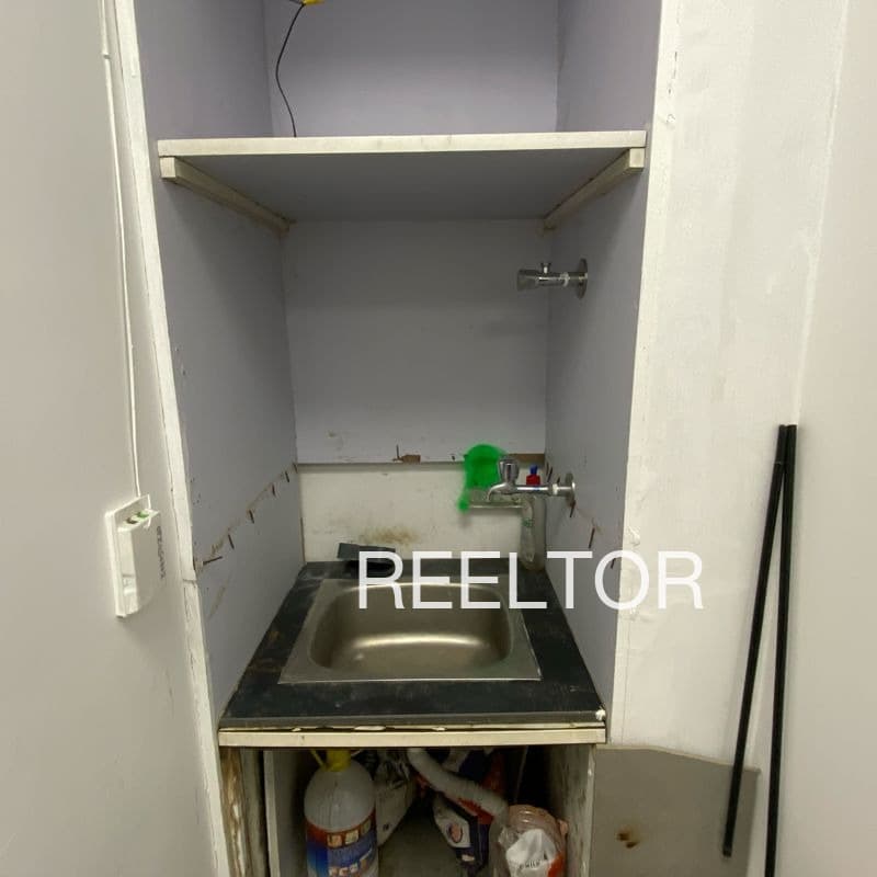 Office Space For Rent In Chitarkoni Zamania