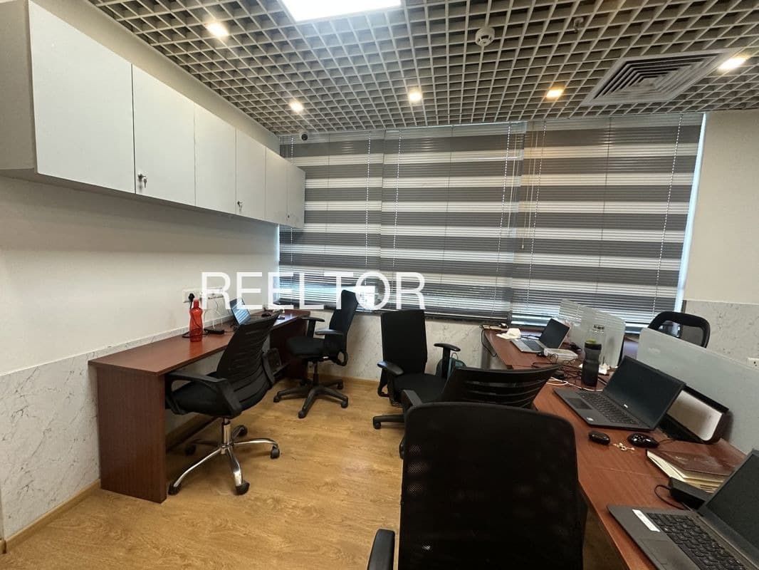 Office Space For Rent In Hajli Goharganj