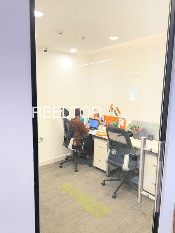 Office Space For Rent In Sunderpur Tikamgarh