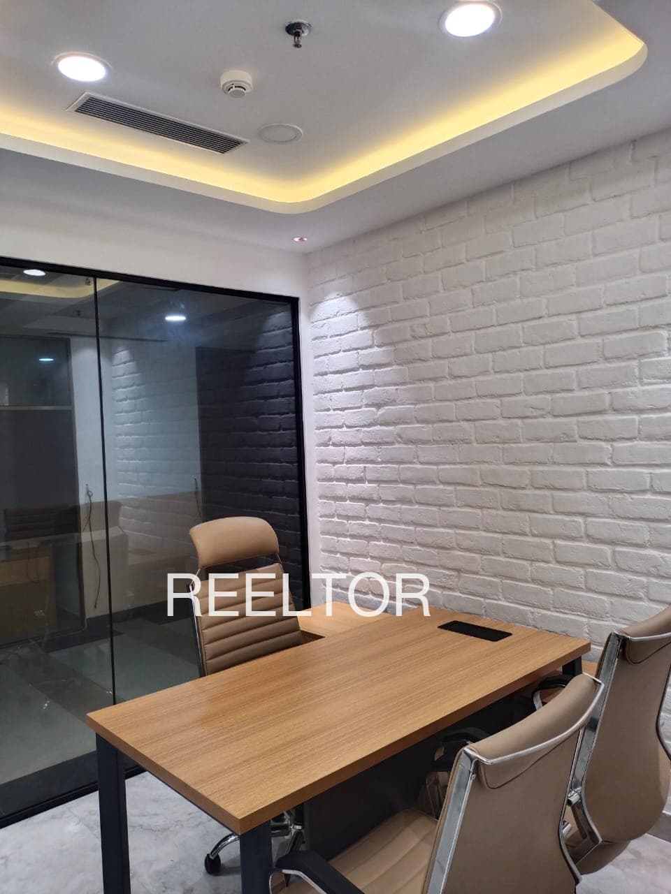 Office Space For Sale In Mundyathal Hosdurg