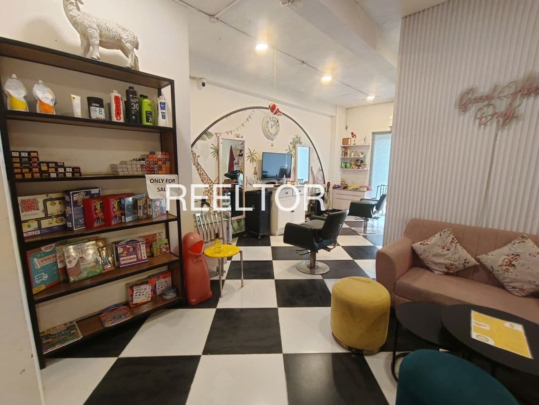 Office Space For Sale In Khatiya Gondiya