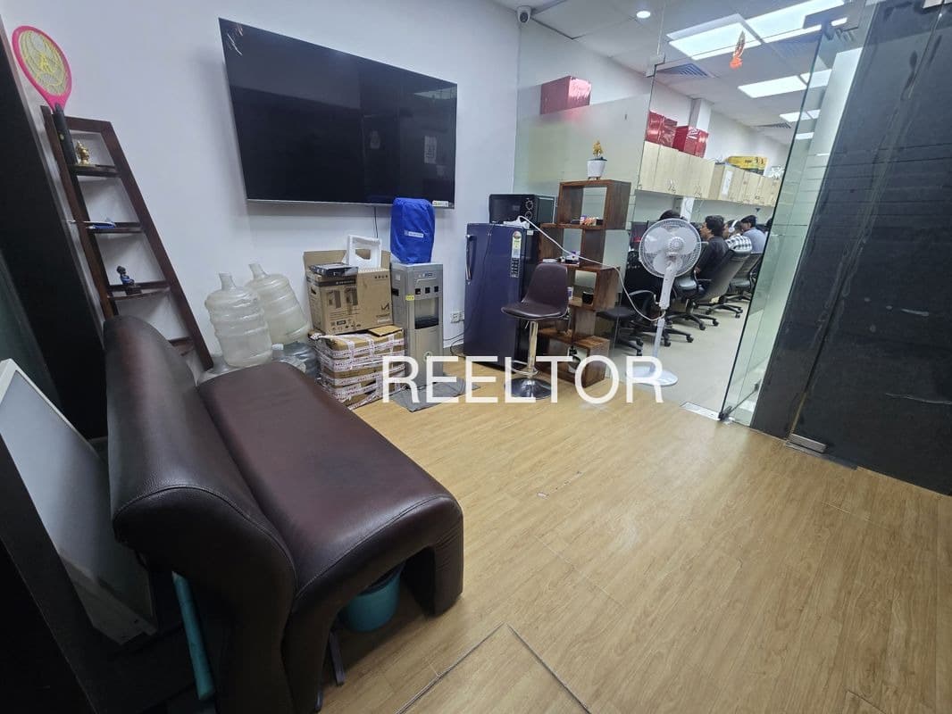 Office Space For Sale In Thanveri Kesli