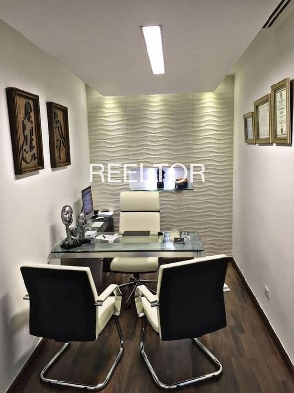 Office Space For Rent In Chaksamadrather Damhal Hanjipora