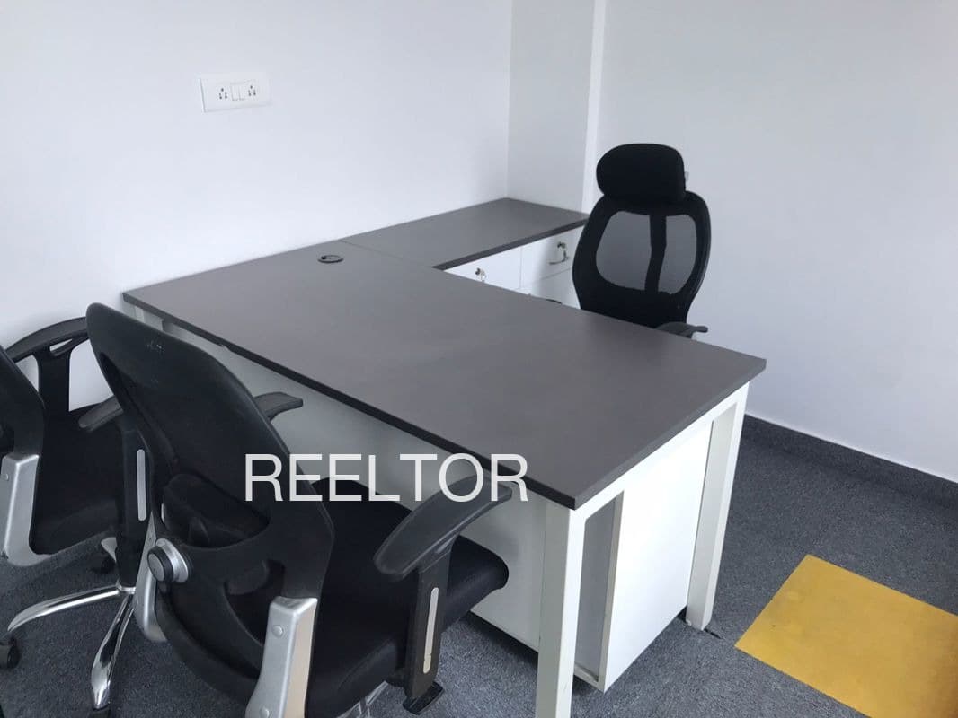 Office Space For Sale In Pokhardan Manoharpur