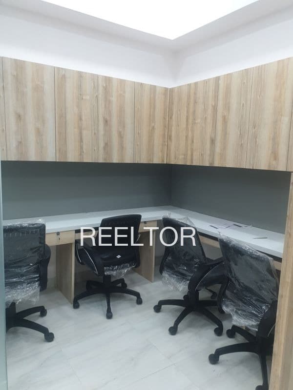 Office Space For Sale In Wadi Shedol Nilanga