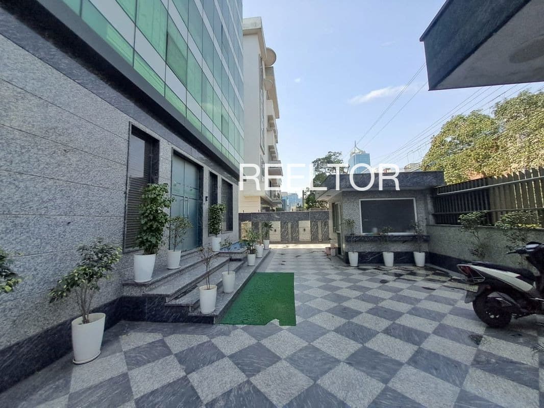 Office Space For Sale In Pirthipur Thakurdwara