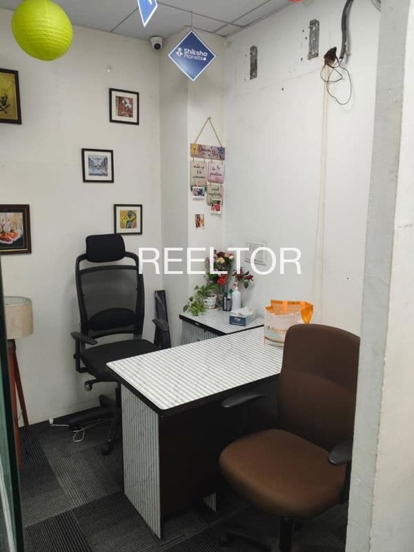 Office Space For Sale In Thoppunayagam Orathanadu