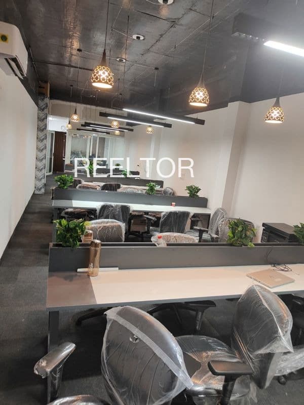 Office Space For Rent In Parshadi Purwa Gonda