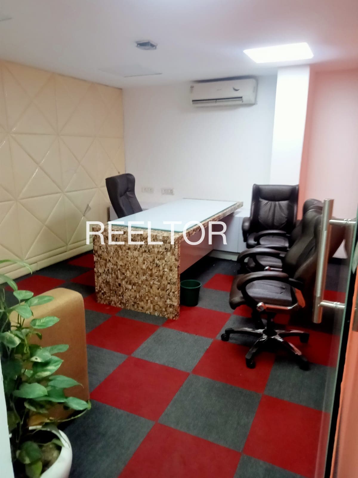 Office Space For Sale In Chak Borgaon Gondpipri