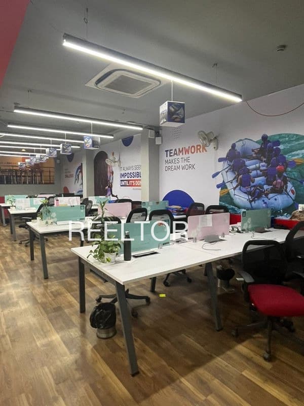 Office Space For Sale In Ama Tola Maihar