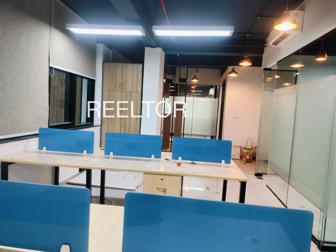 Office Space For Sale In Vazhunnorodi Hosdurg