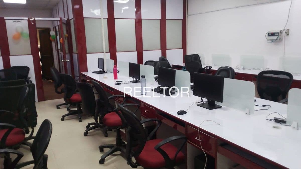 Office Space For Sale In Mala Gulabganj