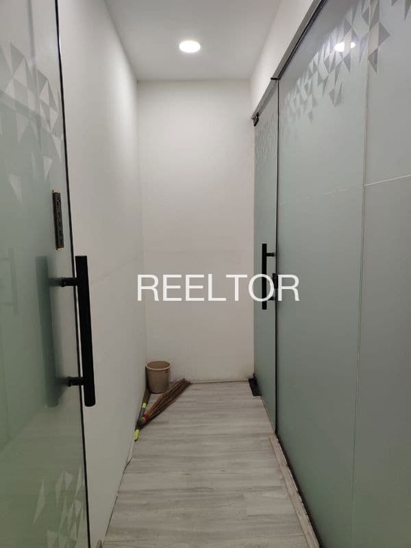 Office Space For Rent In Madnapur Moradabad