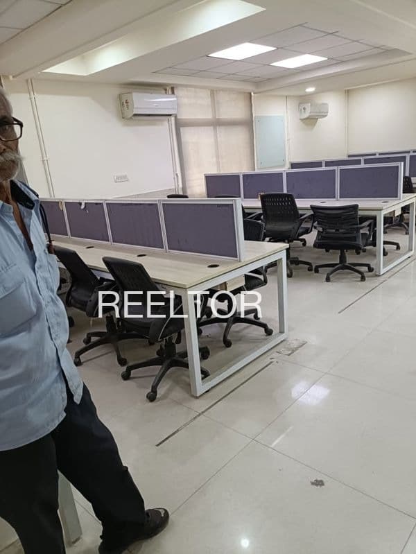 Office Space For Sale In Ladus Bhalai