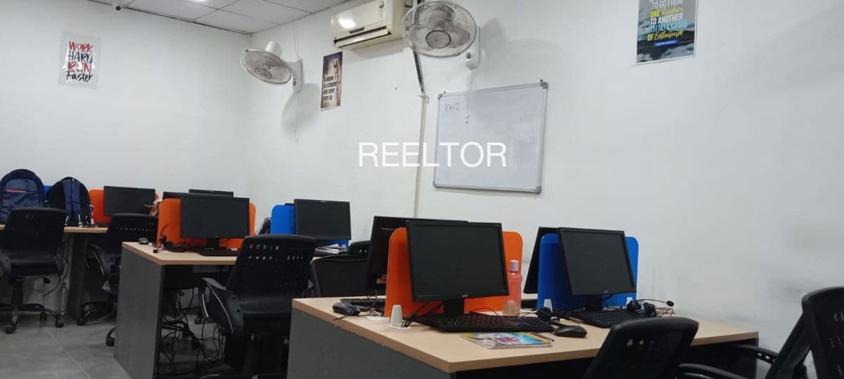 Office Space For Rent In Chouslakulmi Shajapur