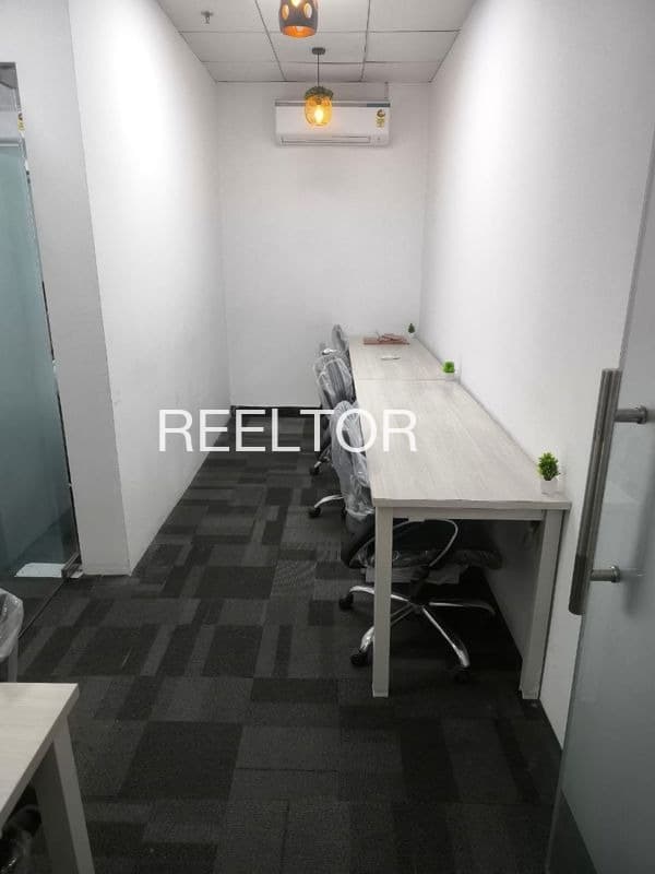 Office Space For Sale In Vellalaviduthi Karambakudi