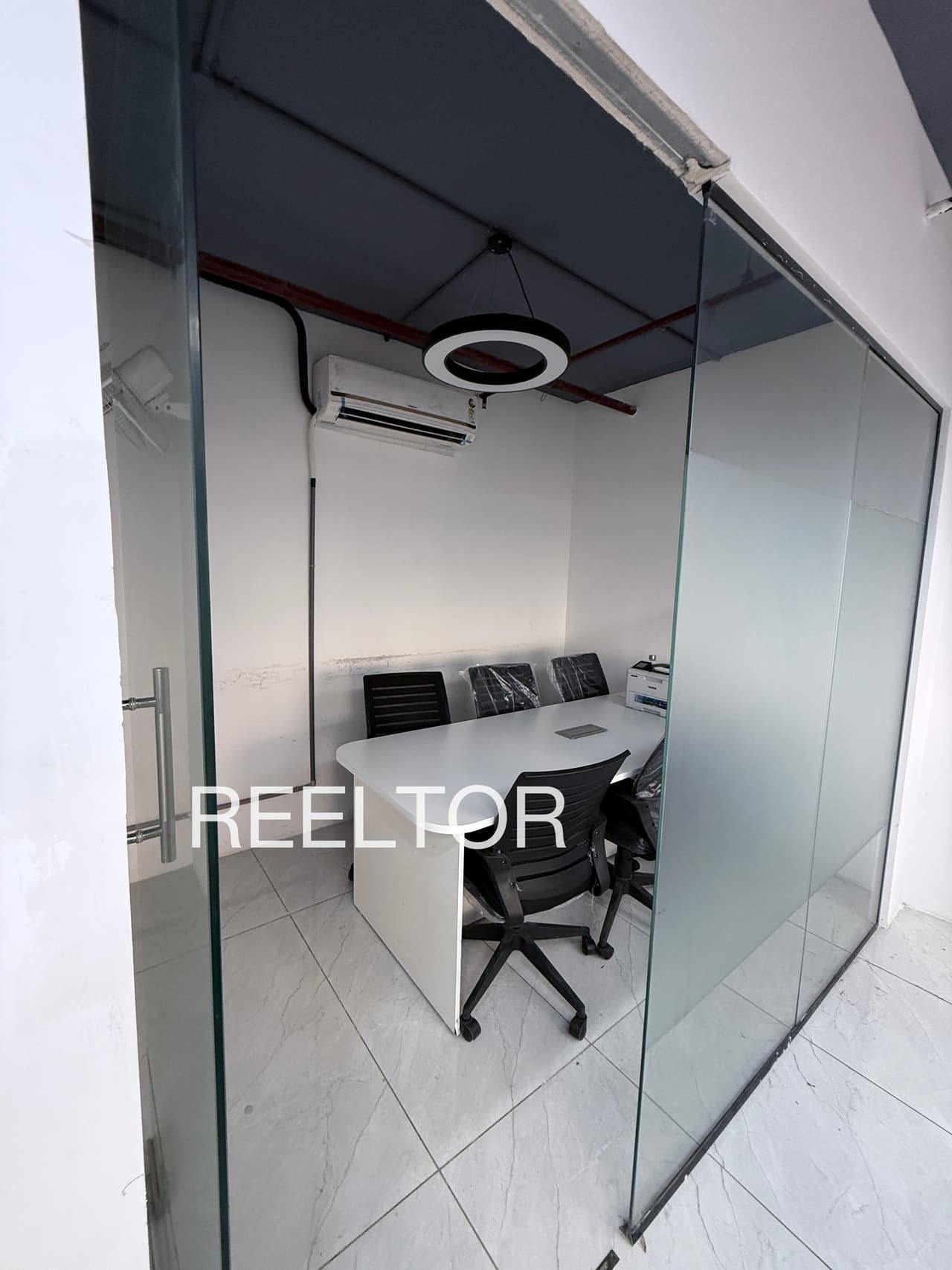 Office Space For Rent In Kasari Tola Kurkheda