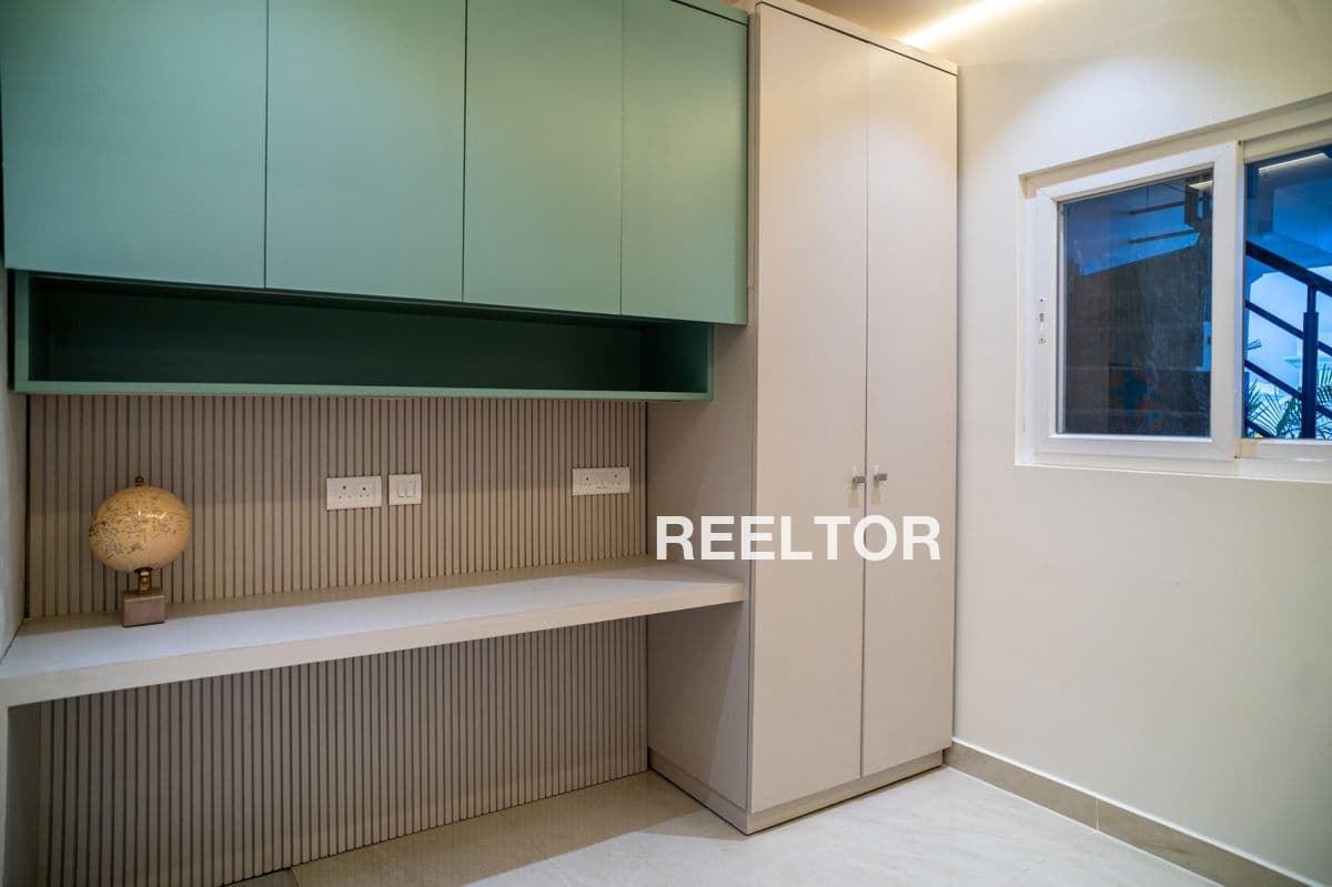 Villa For Rent In Gaur City Dadri