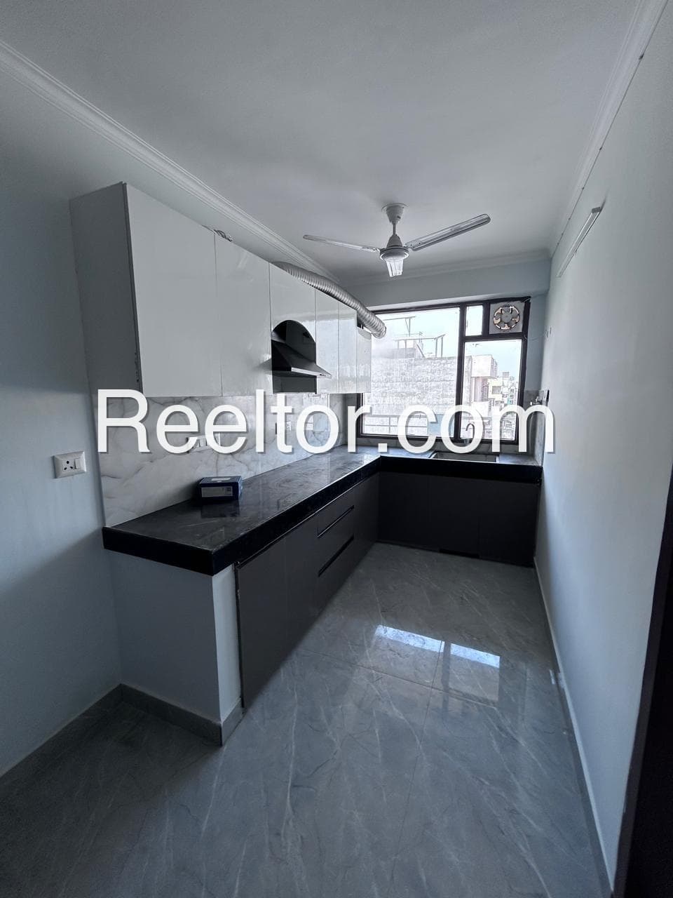 Flat For Rent In Akola