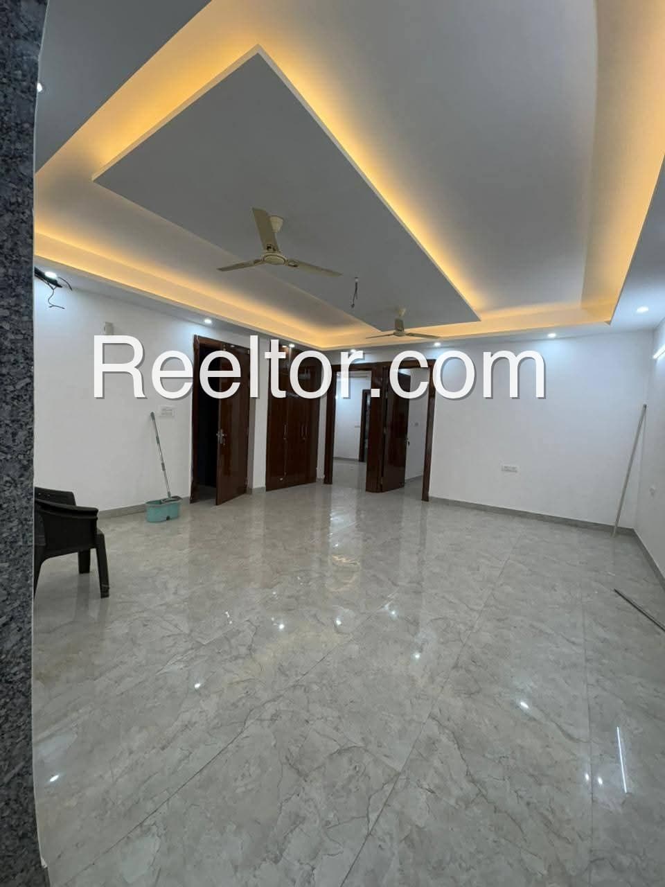 Flat For Sale In Zamin Peraiyur Alathur