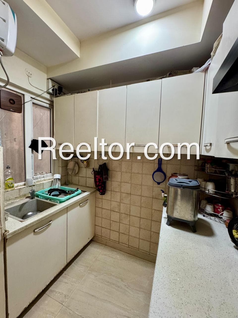 Flat For Rent In Lanka