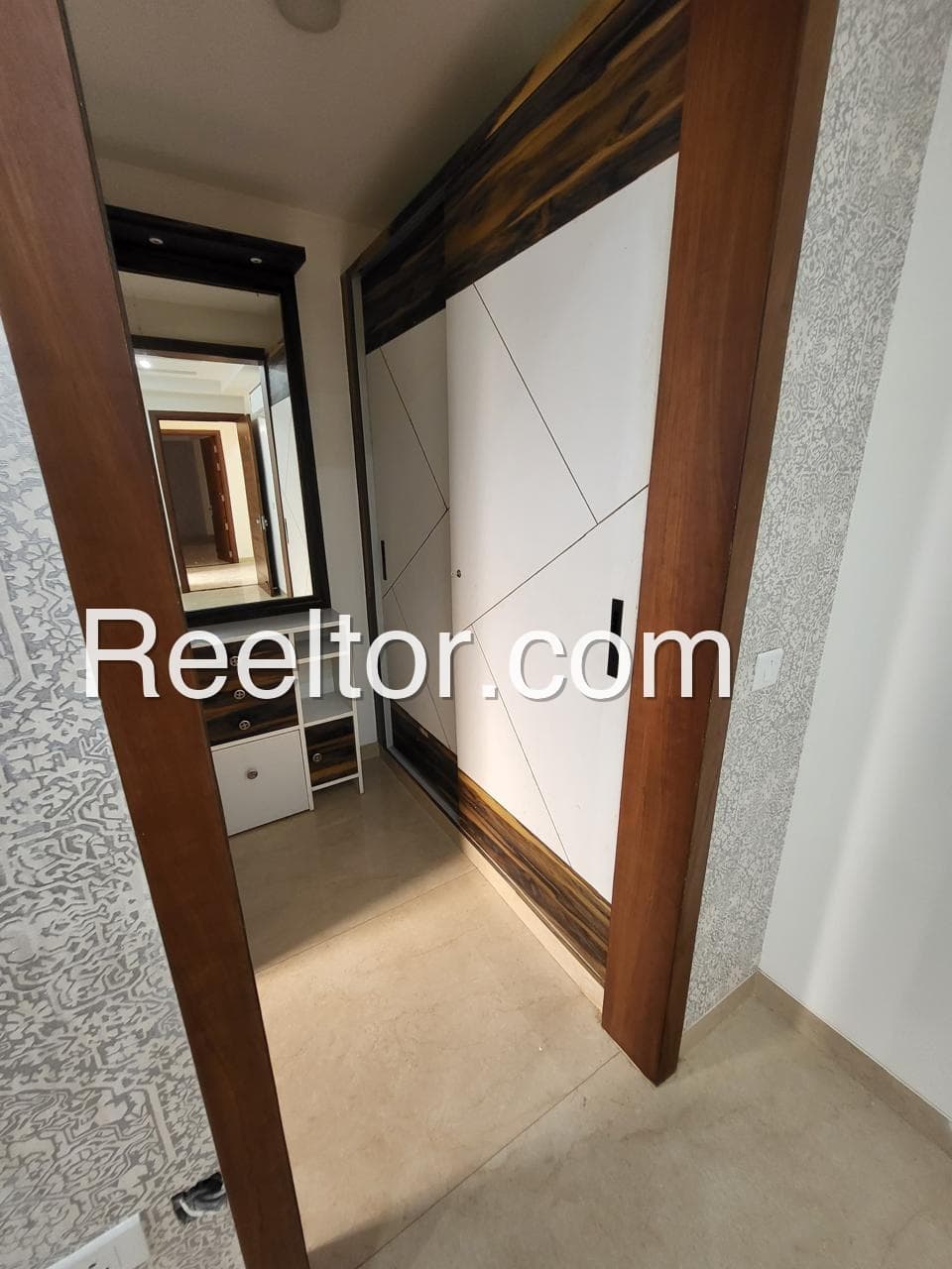 Image of 3 BHK Flat in Jalgaon