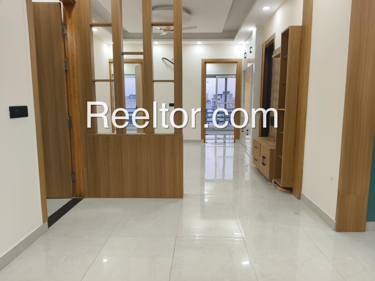 Flat For Sale In Khakhadabela No6 Paddhari