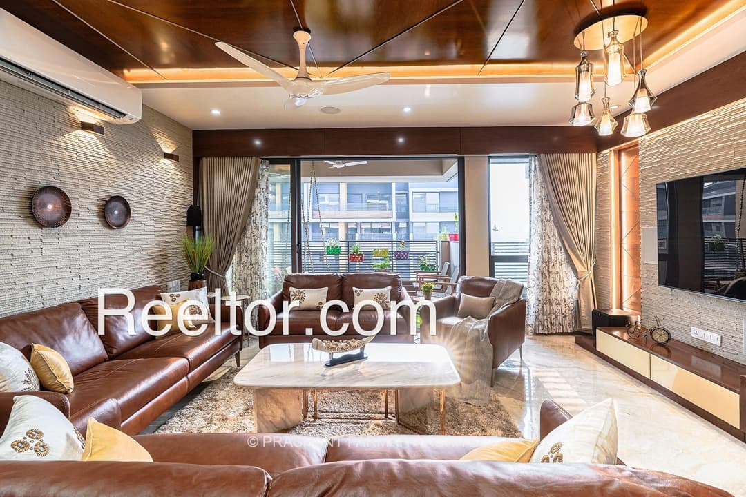 3 Bhk Flat For Rent In Girawar