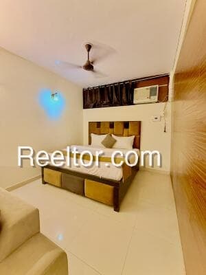 Image of 13 Rooms PG Building for Sale in Shorapur, Yadgir