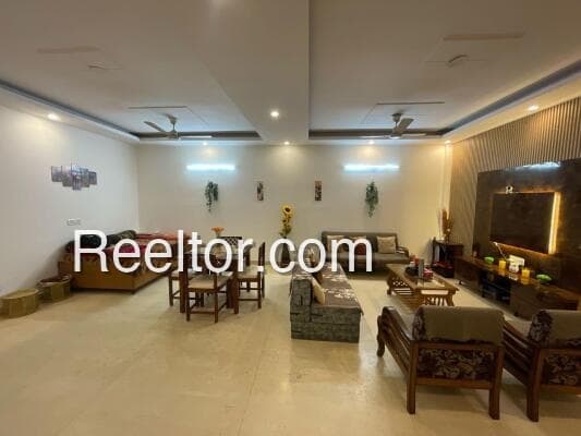 Image of 19 Room PG Building for Sale in Mahendragarh