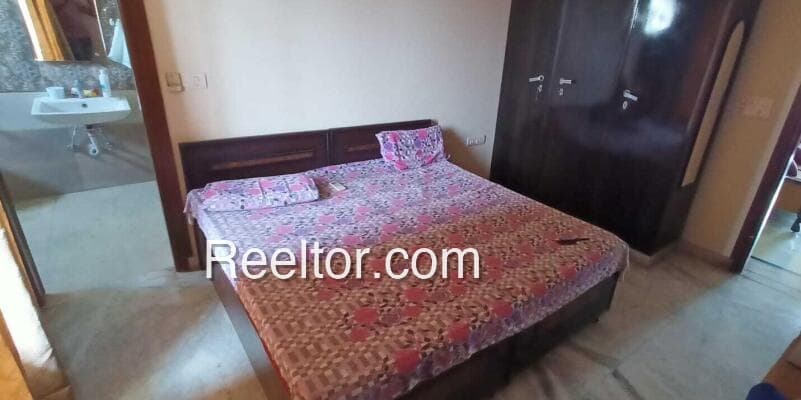 Image of 23 Room PG Hostel for Sale in Dasada, Surendranagar - ₹47 Cr