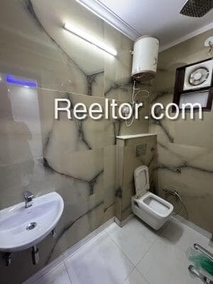 Image of 26 Room PG Building for Sale in Biswan, Sitapur