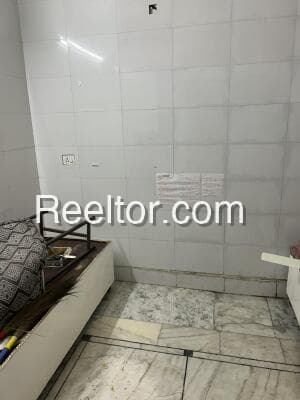 Pg For Rent In Dakshin Khayerbari Dhupguri