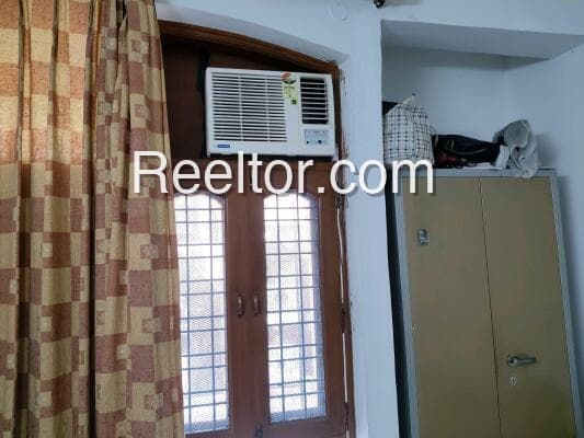 Shop For Sale In Anpara Dudhi