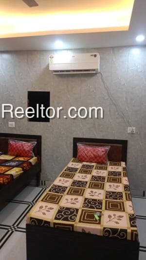 1 Bhk Properties For Rent In Takrawad Pratapgarh