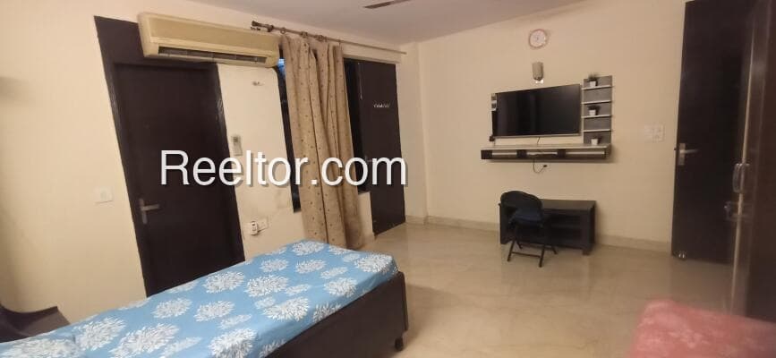 Pg For Sale In Thengakal Peerumade