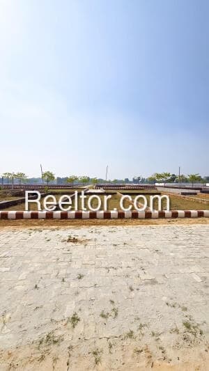 2 Bhk For Sale In Naye Pura Bikapur