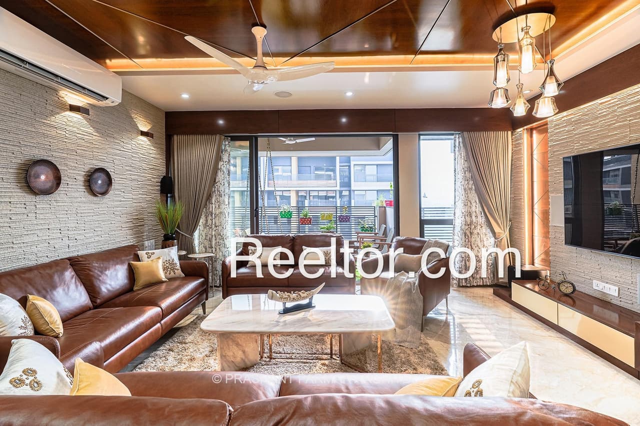 Image of 8 BHK Luxury Villa Kalamnuri Hingoli