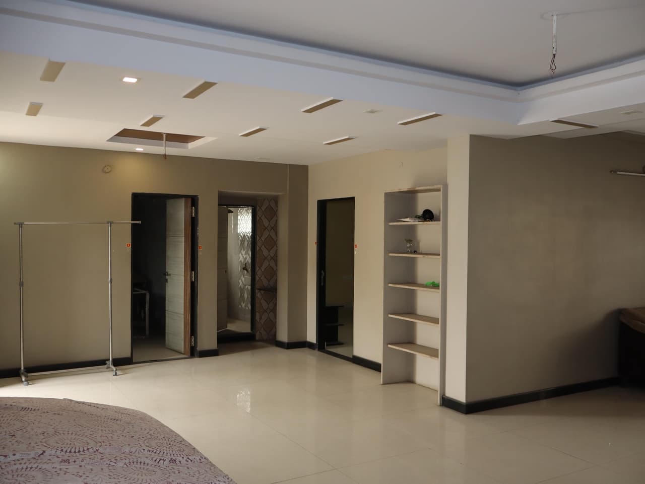 Image of Anand nagar,Old Mumbai Highway