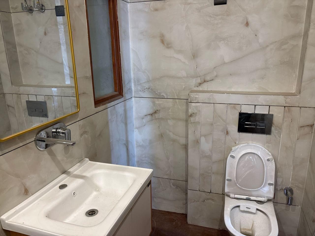 Image of Puri Amanvilas Sector 89, Faridabad