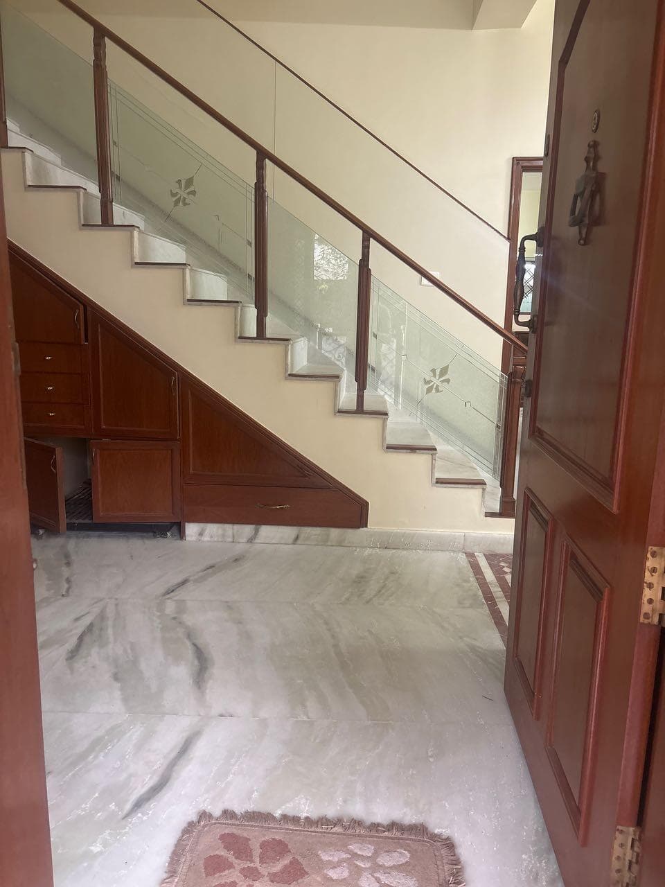 Villa For Rent In Gokere Devanahalliu