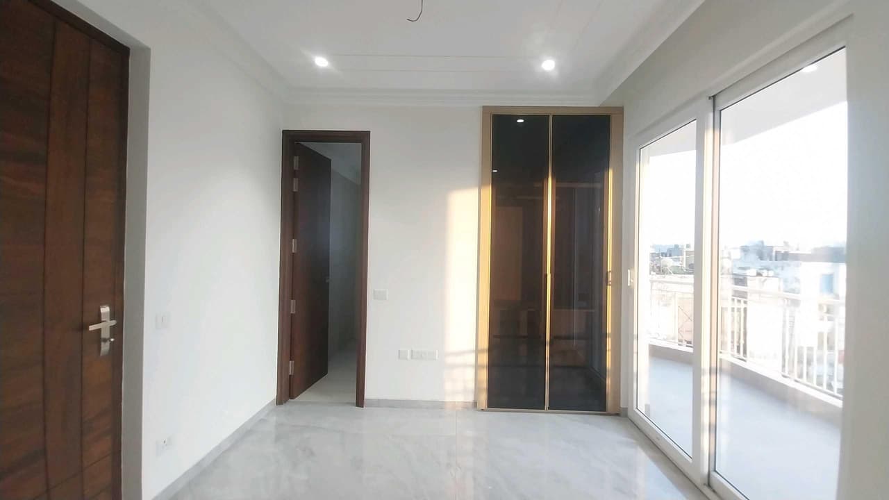 Image of Exotic Magnifiq Peer Muchalla, Panchkula