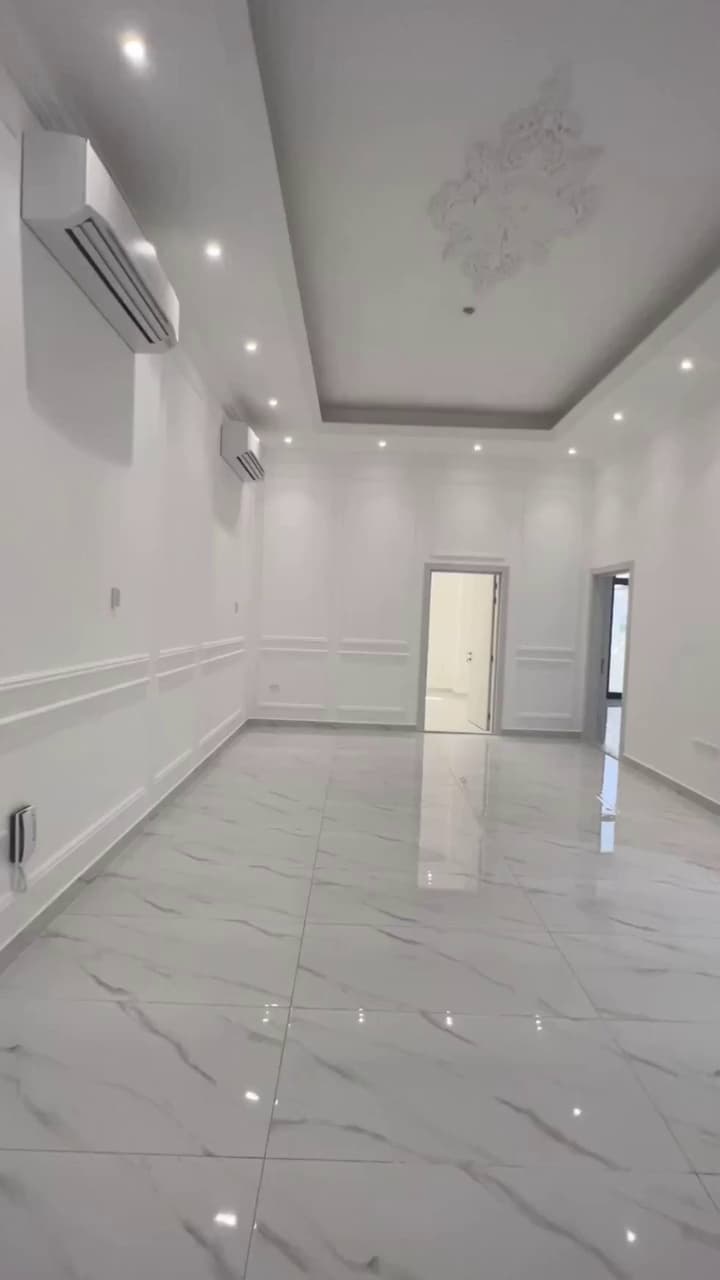 Showroom For Rent In Dehradun