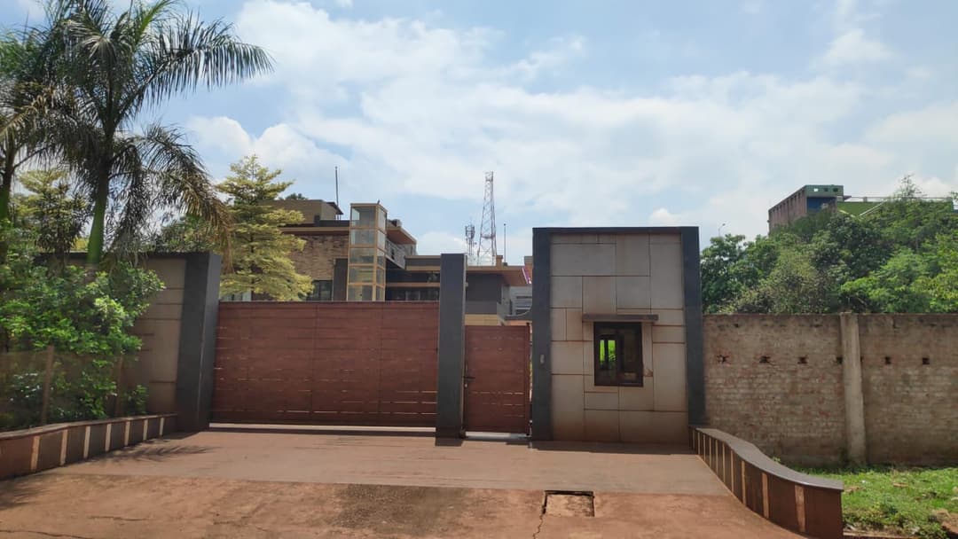 Available 3 Bhk In Baird Place Delhi Cantonment