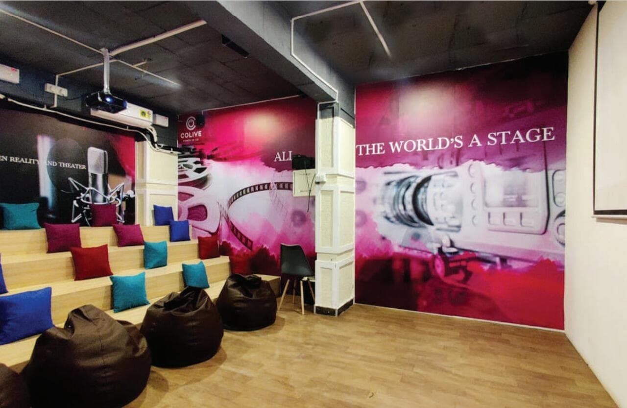 Image of Colive Garnet