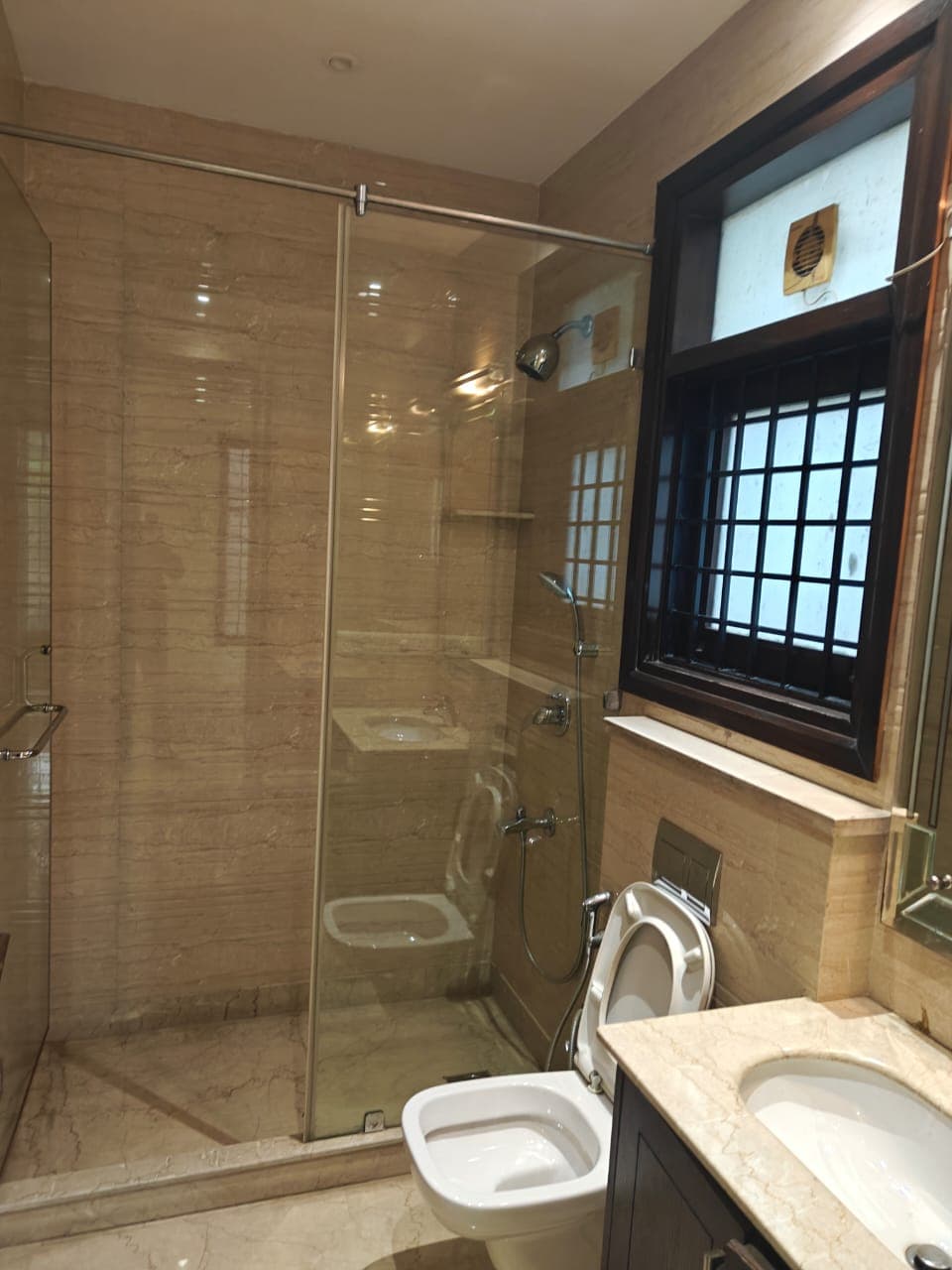3 Bhk Builder Floor In Safdarjung Enclave