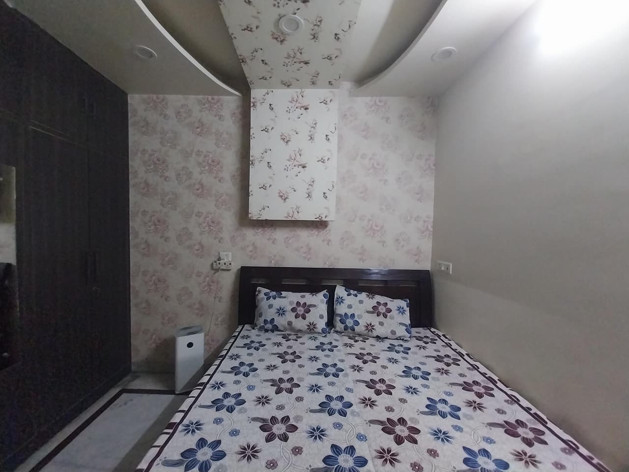 Flat For Sale In Delhi