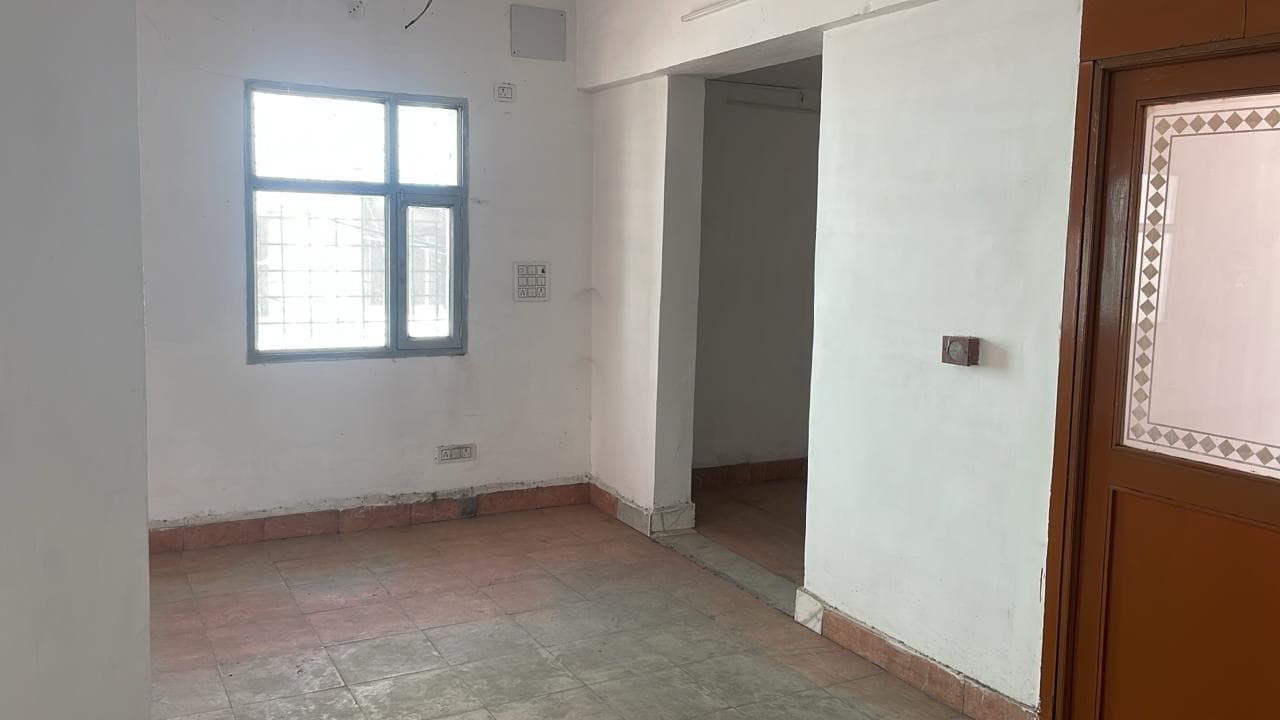 Office Space For Sale In Crossings Republik Dadri