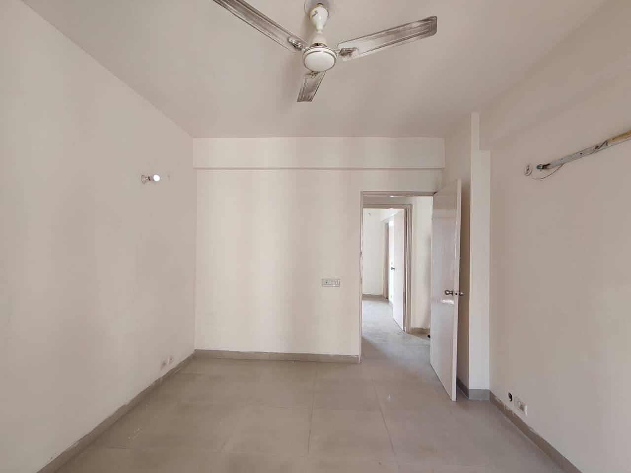 Flat For Sale In Faridabad